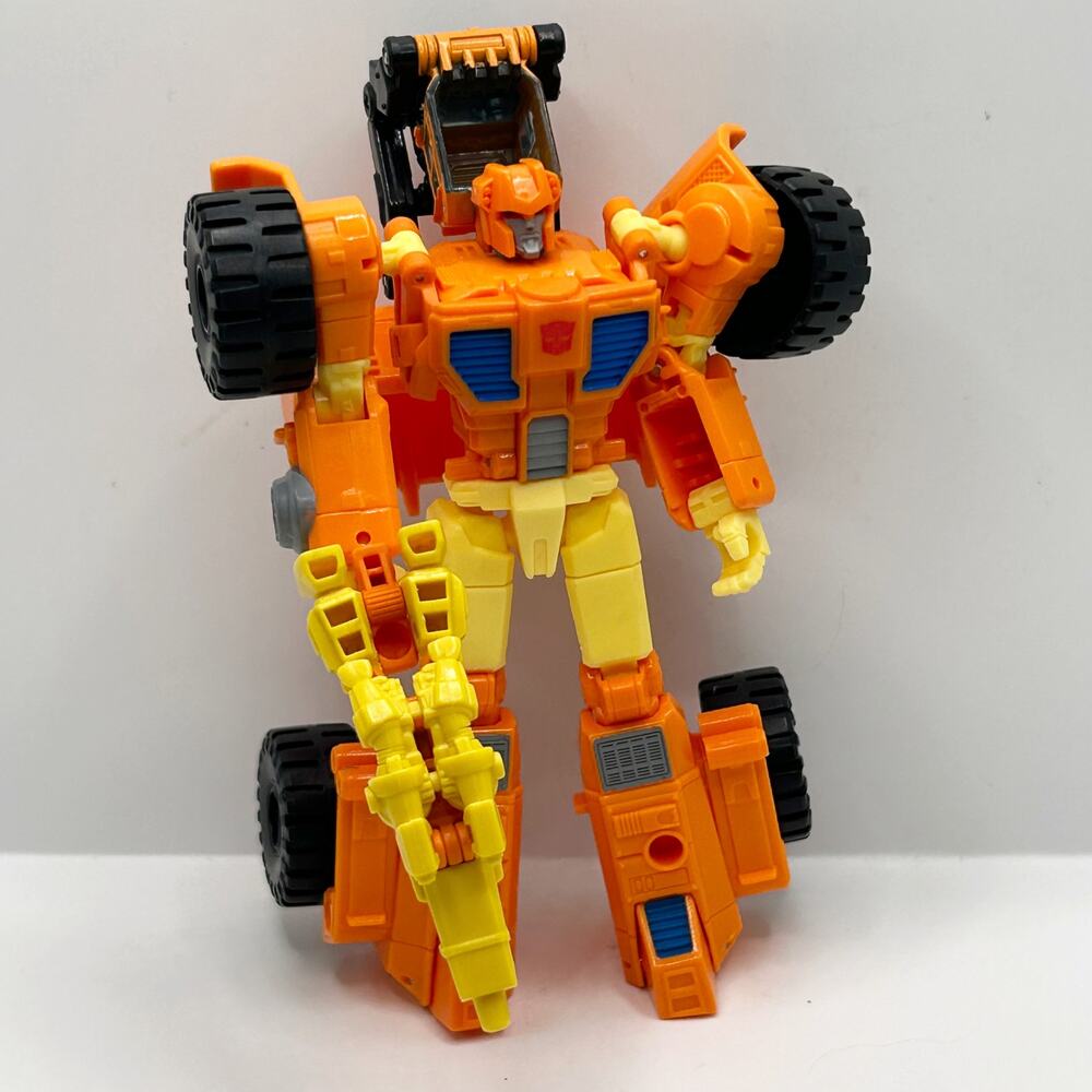 Transformers Generations Autobot Scoop Deluxe Class Thrilling 30 Hasbro Minicon